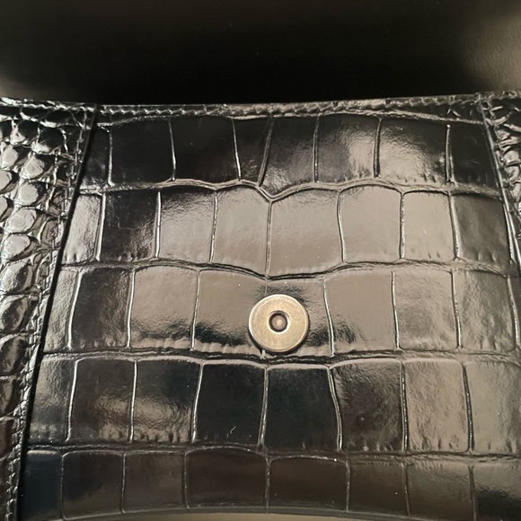 BALENCIAGA HOURGLASS SMALL HANDBAG CROCODILE EMBOSSED IN ALL BLACK - Picture 7 of 14